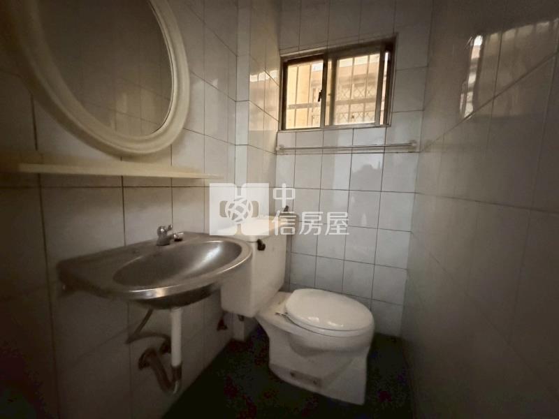 北安臨商60買尬大坪數店住透天房屋室內格局與周邊環境