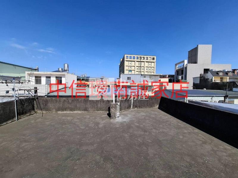 山仔頂大面寬透天房屋室內格局與周邊環境