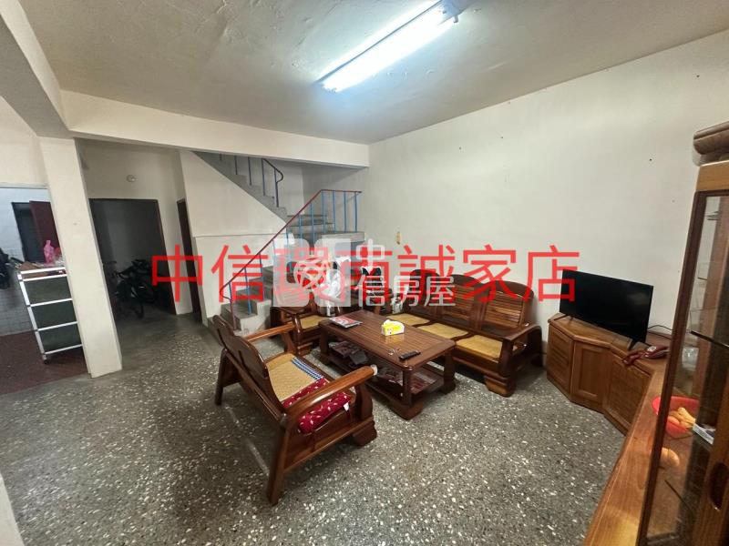 山仔頂大面寬透天房屋室內格局與周邊環境