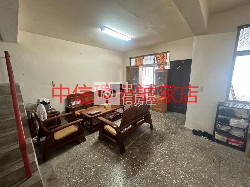 山仔頂大面寬透天房屋室內格局與周邊環境