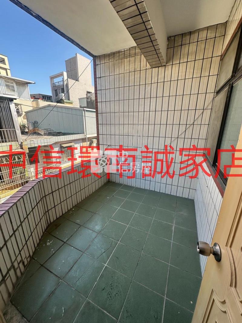 山仔頂大面寬透天房屋室內格局與周邊環境