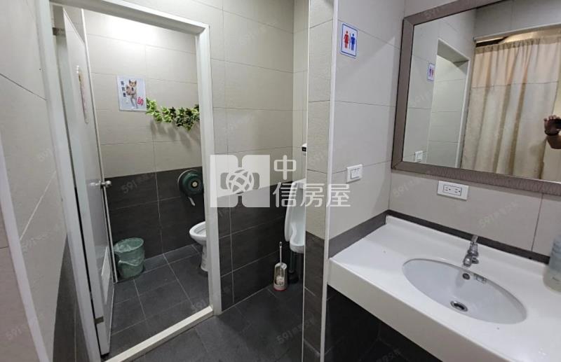 龍潭交流道大面寬店面房屋室內格局與周邊環境