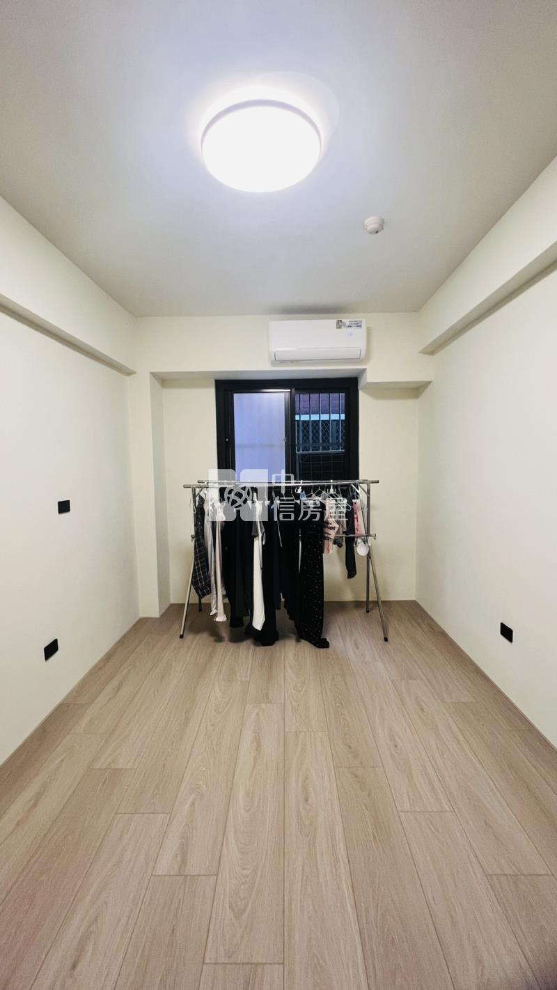 忠貞國小電梯 3 房房屋室內格局與周邊環境