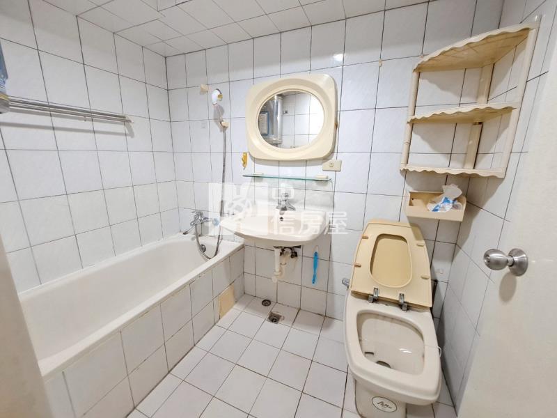 美麗島+信義國小雙捷運套房房屋室內格局與周邊環境