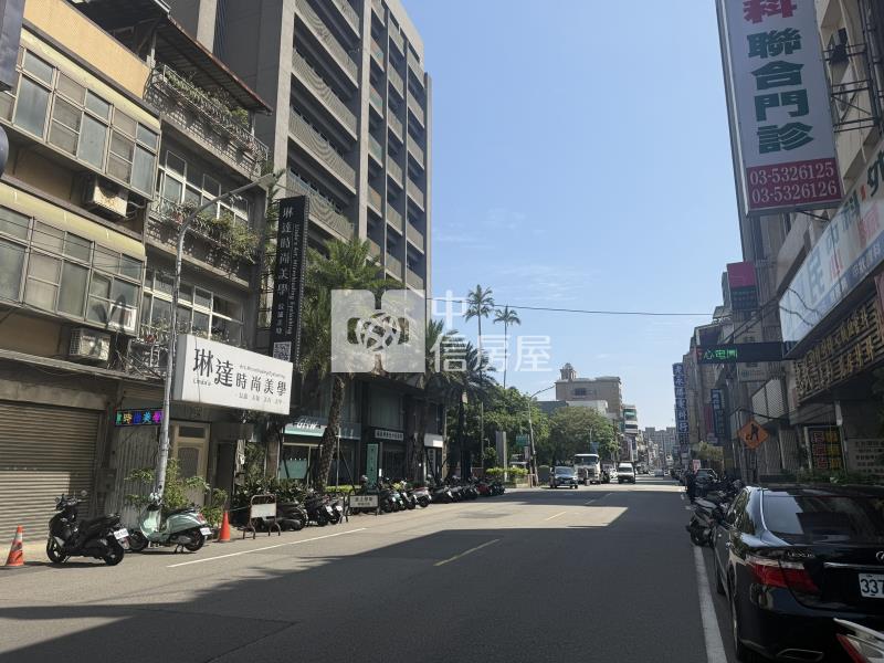 巨城民族店面房屋室內格局與周邊環境