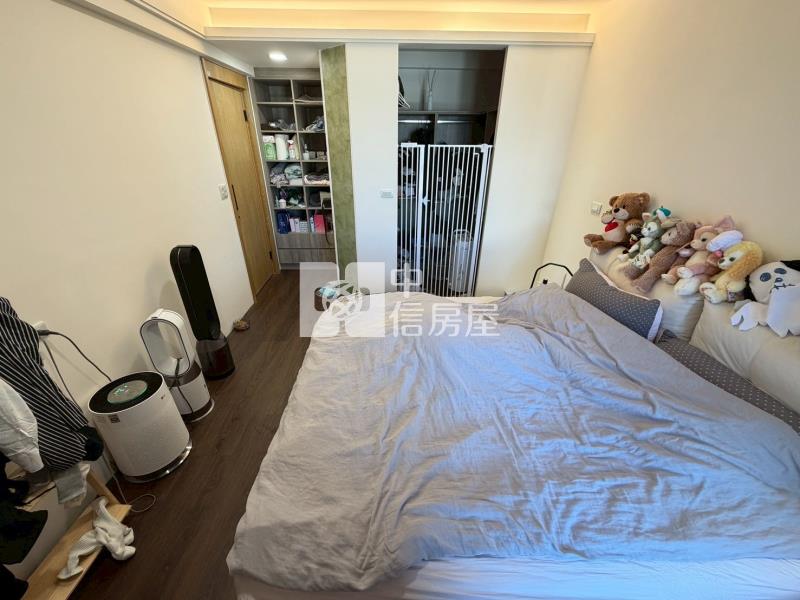 綠園道高樓層無限視野大四房雙平車房屋室內格局與周邊環境