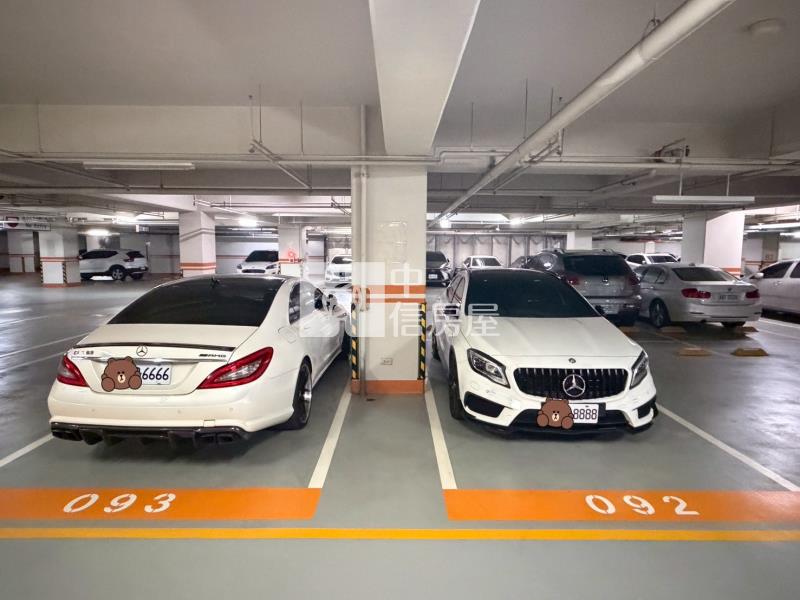 綠園道高樓層無限視野大四房雙平車房屋室內格局與周邊環境