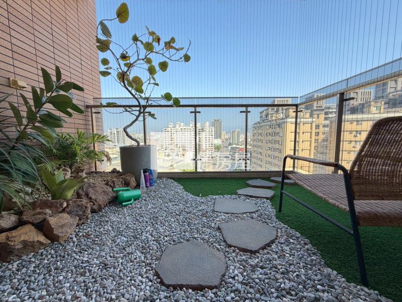 綠園道高樓層無限視野大四房雙平車房屋室內格局與周邊環境