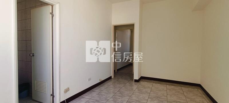 潭子近中山.74號精華商圈美三房房屋室內格局與周邊環境