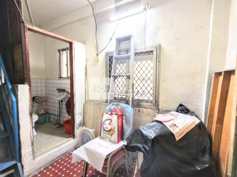 太平*803國軍醫*超便宜透天668萬*歡迎預約參觀房屋室內格局與周邊環境