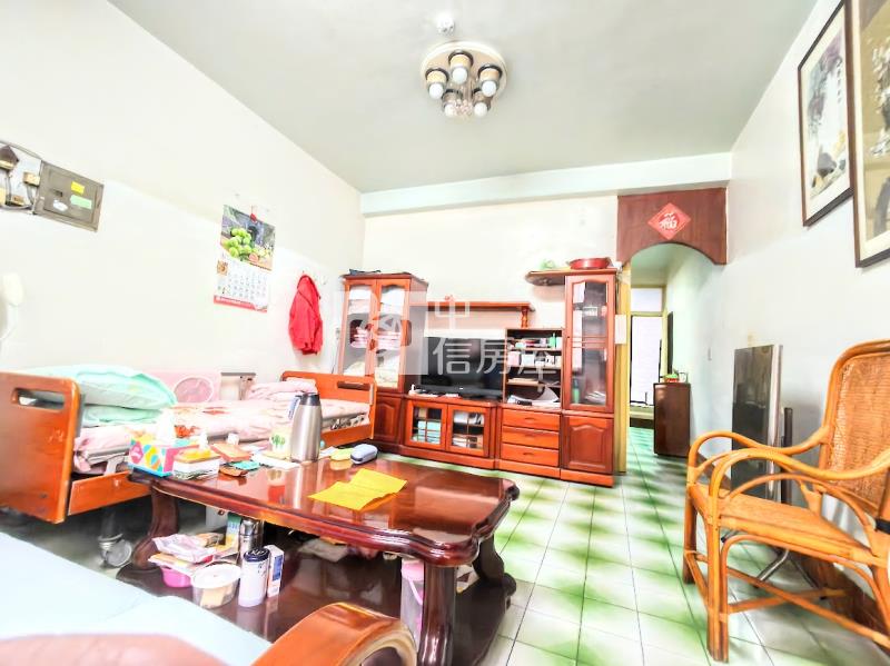 太平*803國軍醫*超便宜透天668萬*歡迎預約參觀房屋室內格局與周邊環境