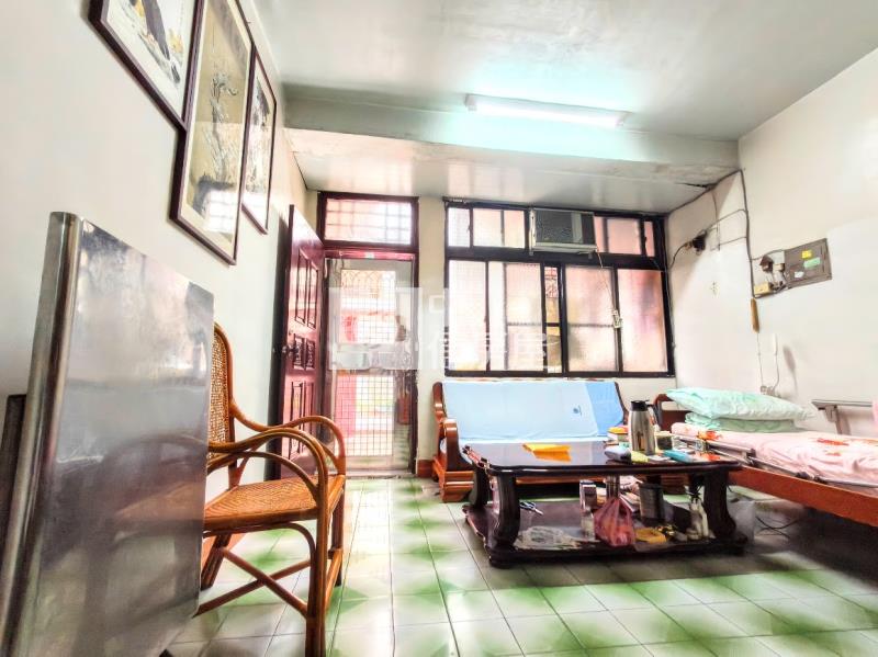 太平*803國軍醫*超便宜透天668萬*歡迎預約參觀房屋室內格局與周邊環境