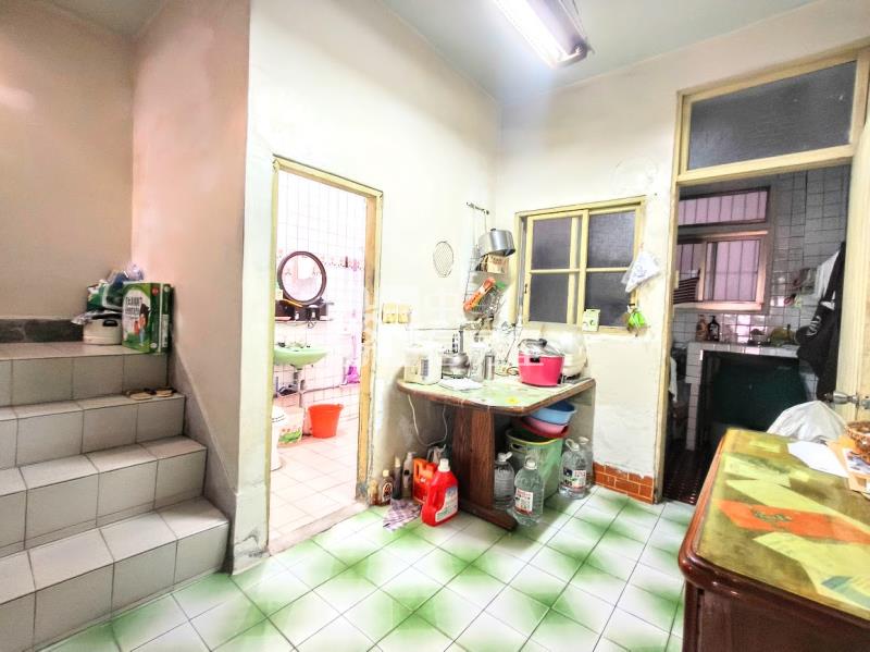 太平*803國軍醫*超便宜透天668萬*歡迎預約參觀房屋室內格局與周邊環境