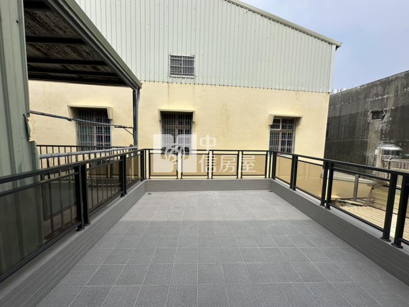 安南海中翻新車墅房屋室內格局與周邊環境