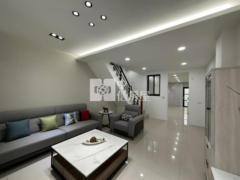 安南海中翻新車墅房屋室內格局與周邊環境