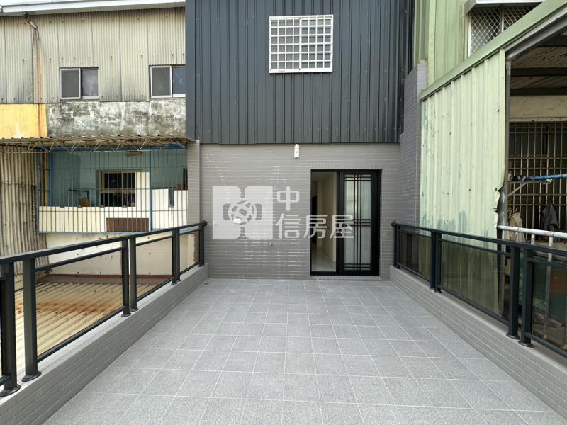 安南海中翻新車墅房屋室內格局與周邊環境