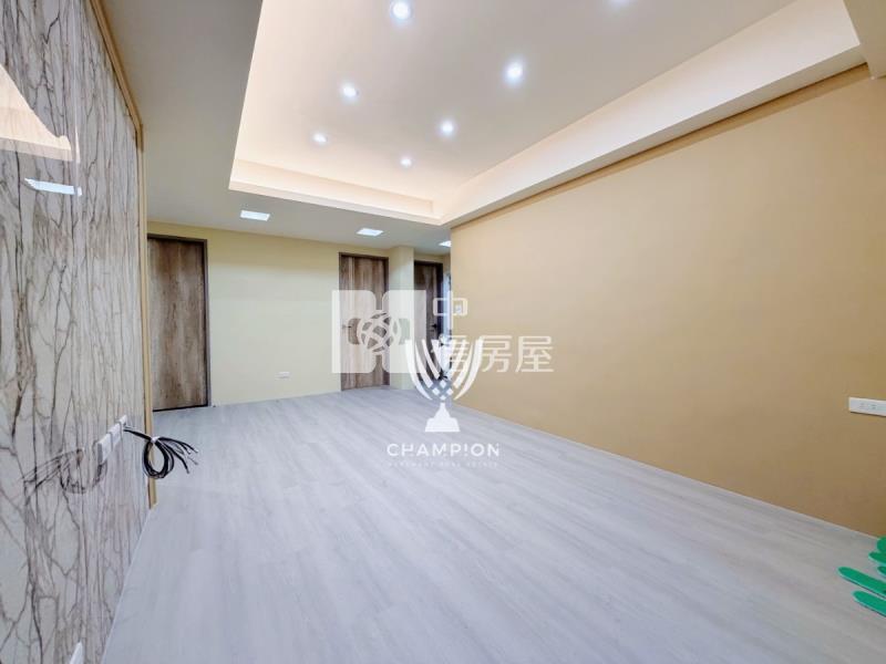 【冠軍】好吉市芳鄰低樓層三房房屋室內格局與周邊環境