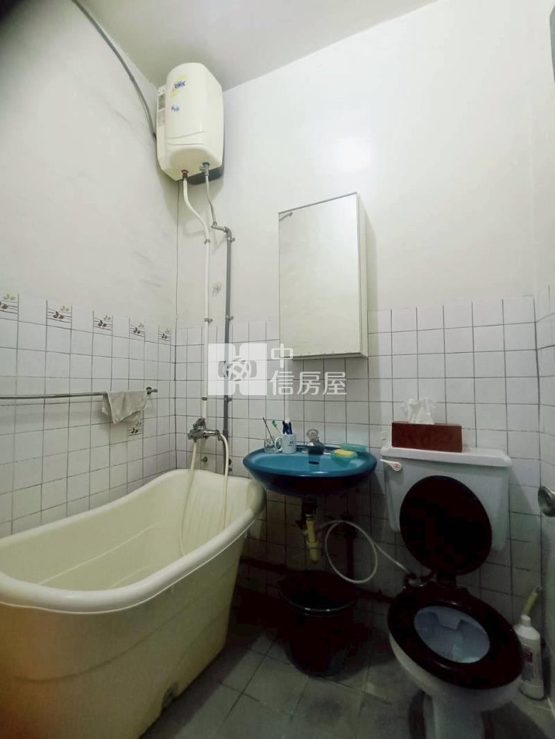 斗六雲林國小田字型住家房屋室內格局與周邊環境