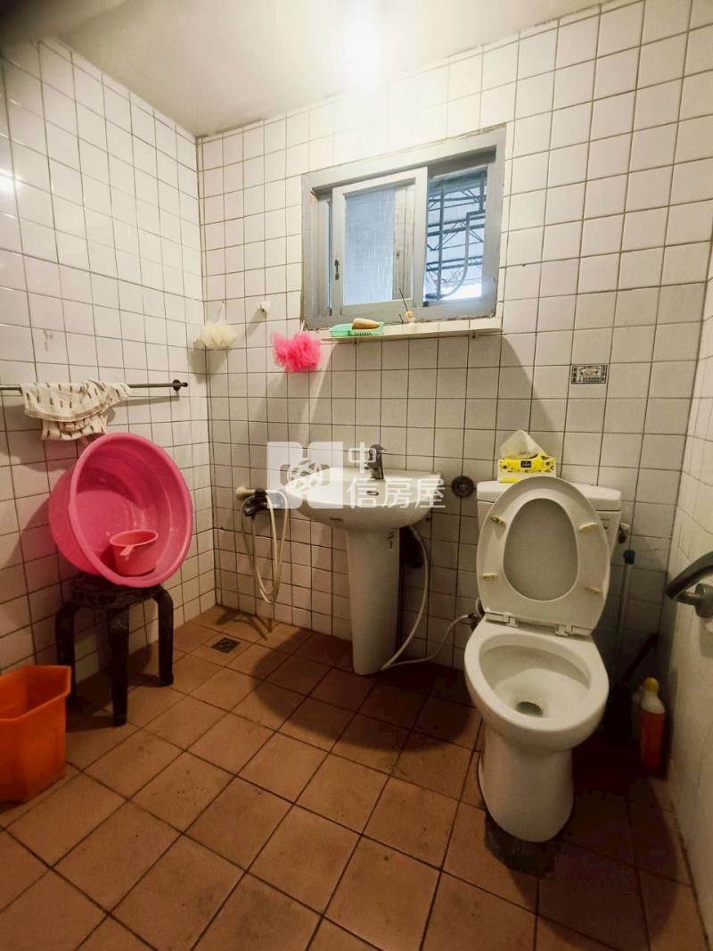 斗六雲林國小田字型住家房屋室內格局與周邊環境