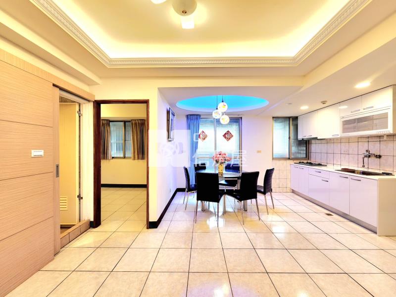 (名帝寶座)麥當勞豐勢商圈大3房雙車美廈房屋室內格局與周邊環境