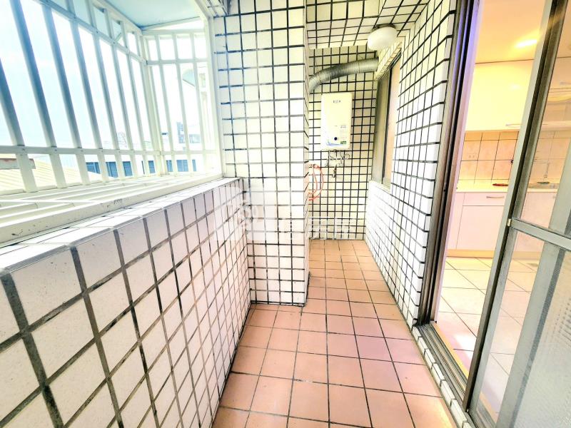 (名帝寶座)麥當勞豐勢商圈大3房雙車美廈房屋室內格局與周邊環境