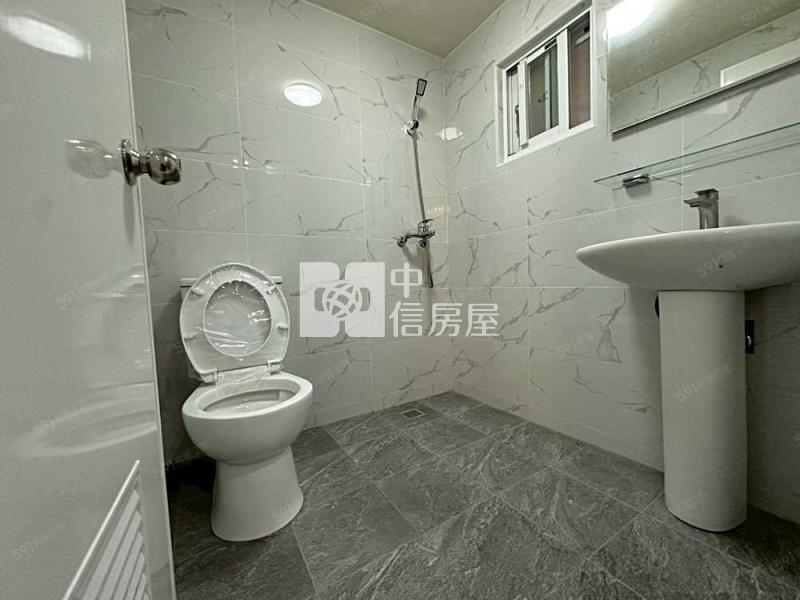 崙坪一路 整新透天房屋室內格局與周邊環境