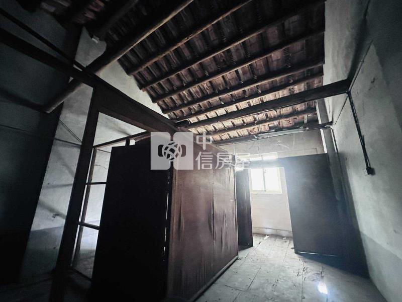 楊梅富岡新明街12米路透店(需整理)房屋室內格局與周邊環境