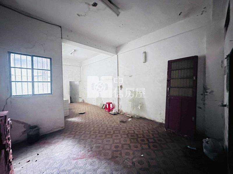 楊梅富岡新明街12米路透店(需整理)房屋室內格局與周邊環境