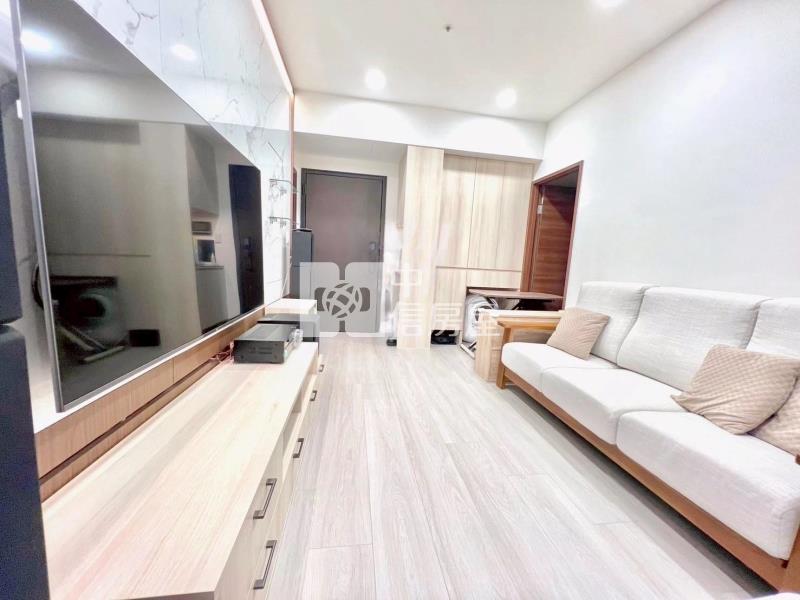 夢悅城蝴蝶兩房層峰系統裝潢美宅房屋室內格局與周邊環境