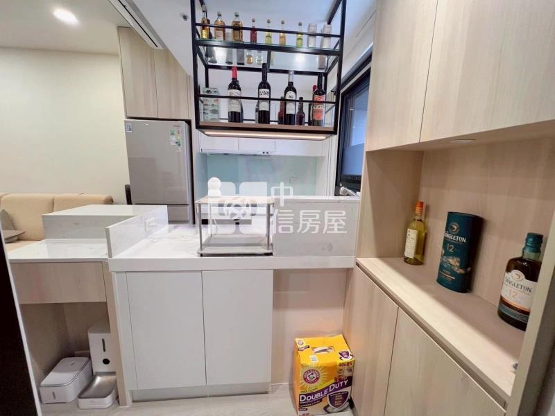 夢悅城蝴蝶兩房層峰系統裝潢美宅房屋室內格局與周邊環境