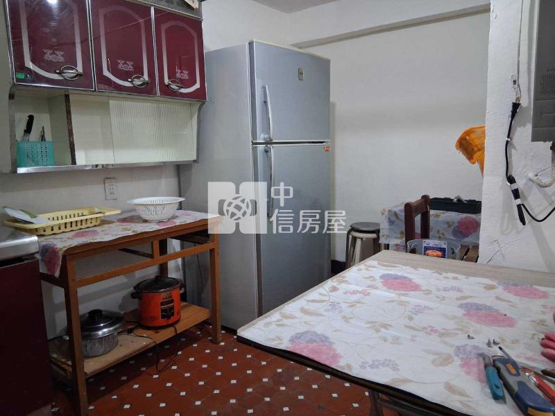 平鎮全聯旁前院停車別墅房屋室內格局與周邊環境