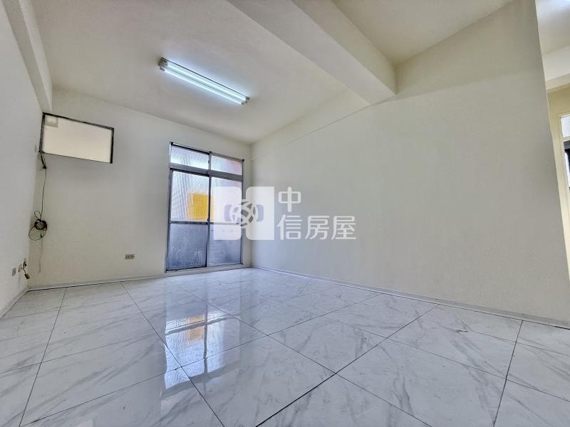 太平中山商圈免整理單坪免20萬三房美寓房屋室內格局與周邊環境