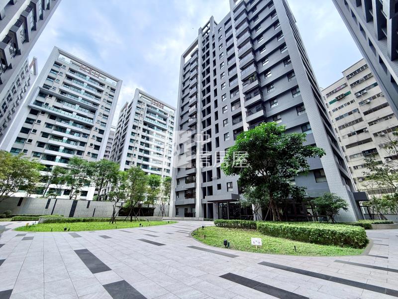 馬卡龍公園面市景無限視野雙衛開窗次頂樓3房雙平車房屋室內格局與周邊環境