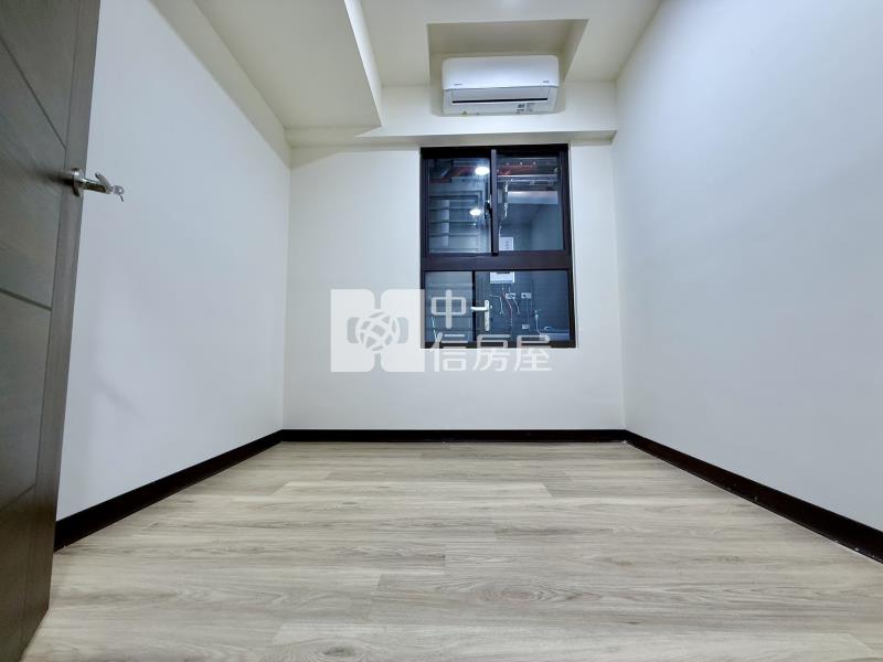 馬卡龍公園面市景無限視野雙衛開窗次頂樓3房雙平車房屋室內格局與周邊環境