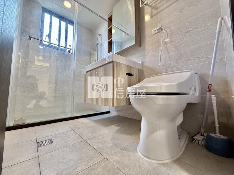 馬卡龍公園面市景無限視野雙衛開窗次頂樓3房雙平車房屋室內格局與周邊環境