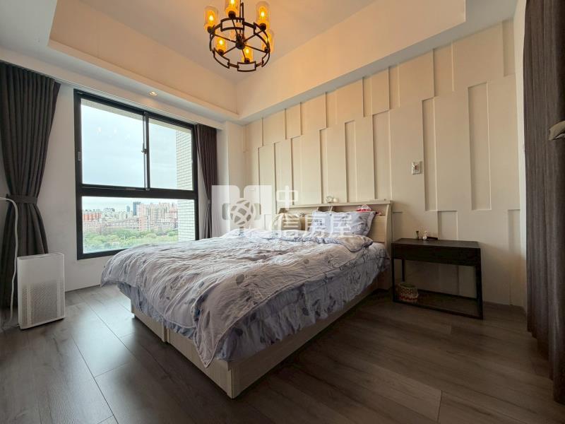 高工商圈次頂樓大兩房平車精裝美屋房屋室內格局與周邊環境