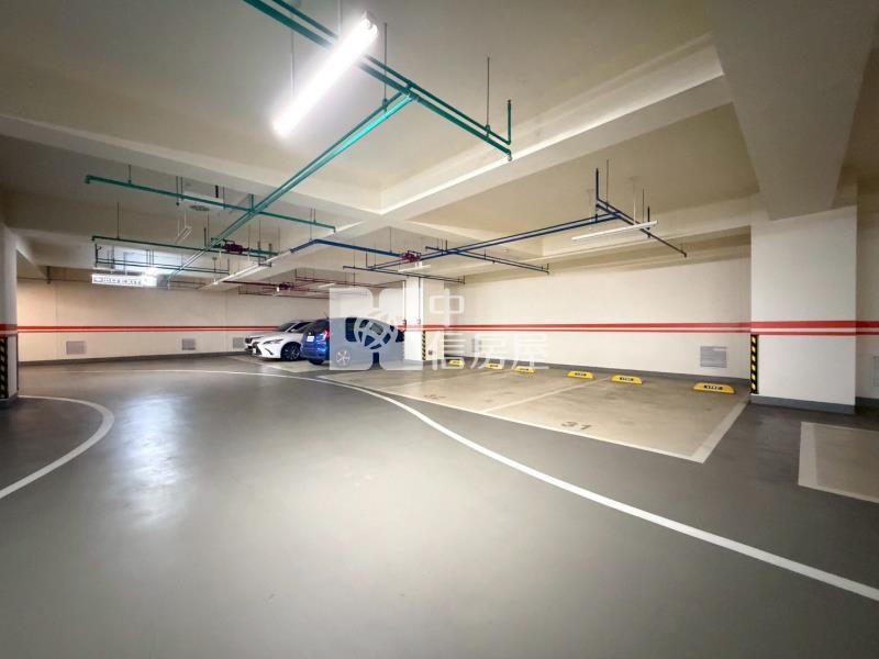 高工商圈次頂樓大兩房平車精裝美屋房屋室內格局與周邊環境