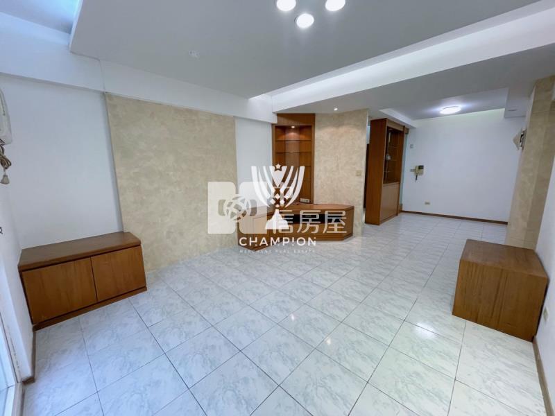 【冠軍商仲】水美明亮優質四房車房屋室內格局與周邊環境