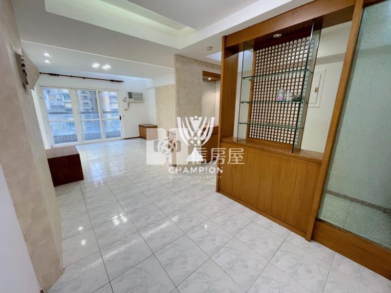 【冠軍商仲】水美明亮優質四房車房屋室內格局與周邊環境