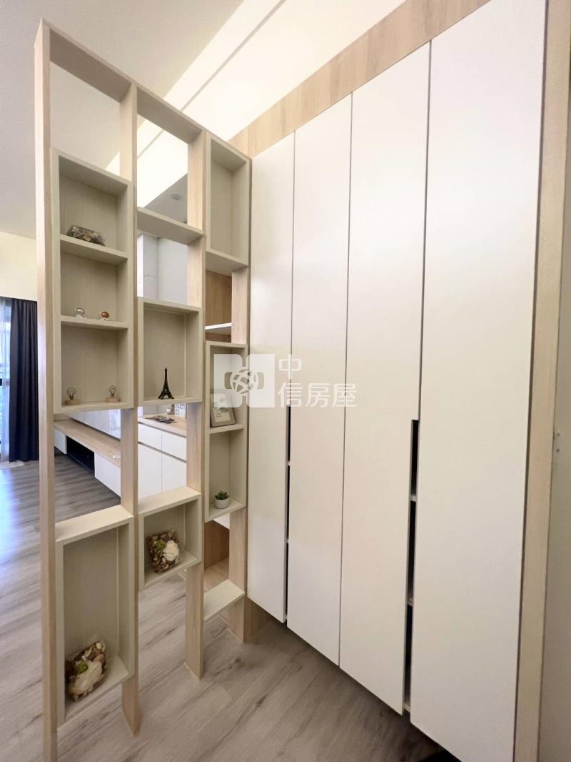 十五期新市政｜輕屋齡北歐風三房露台戶+B1平車房屋室內格局與周邊環境