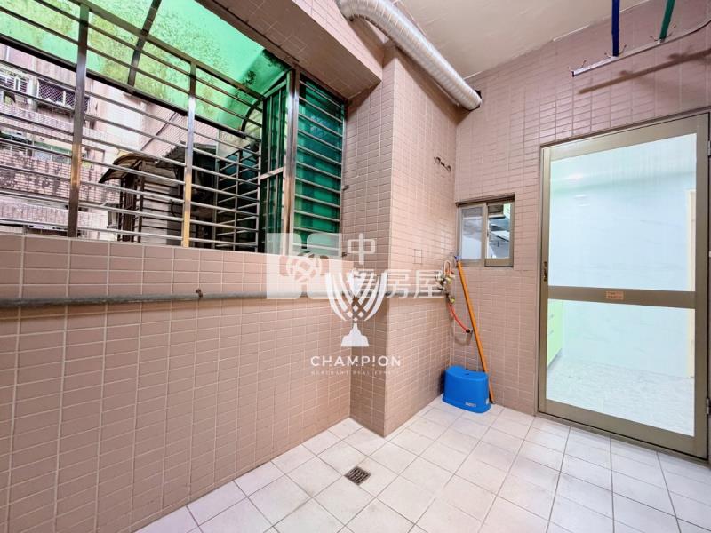 【冠軍商仲】鳳陽花谷3樓三房房屋室內格局與周邊環境