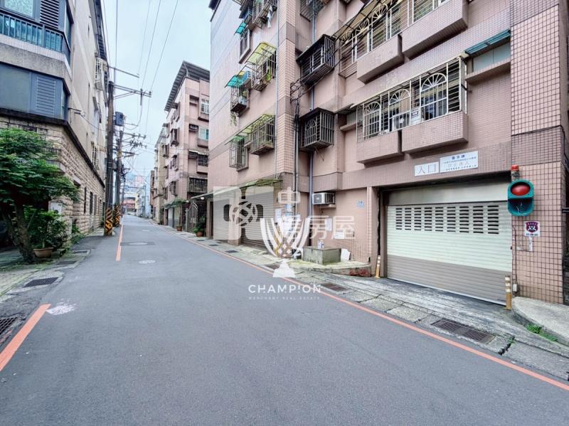 【冠軍商仲】鳳陽花谷3樓三房房屋室內格局與周邊環境