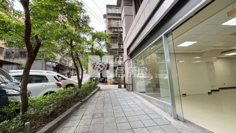 好吉市1-2樓店面房屋室內格局與周邊環境
