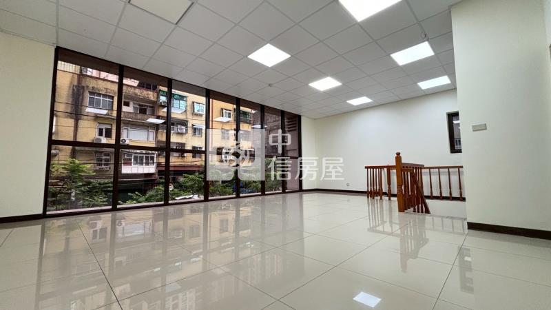 好吉市1-2樓店面房屋室內格局與周邊環境