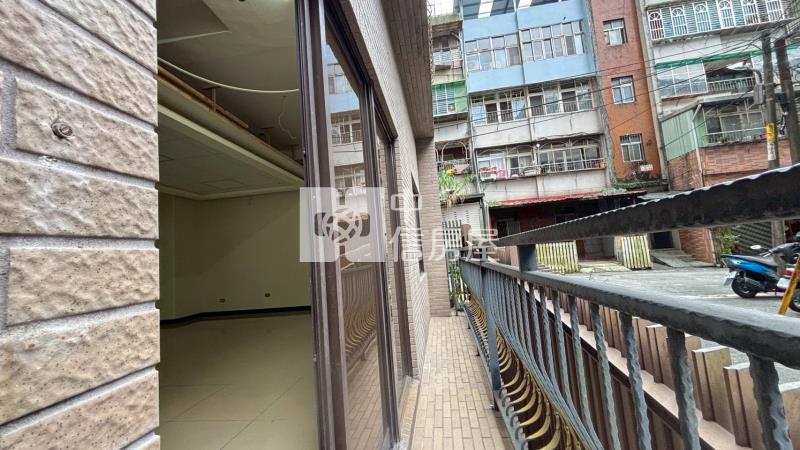 好吉市1-2樓店面房屋室內格局與周邊環境