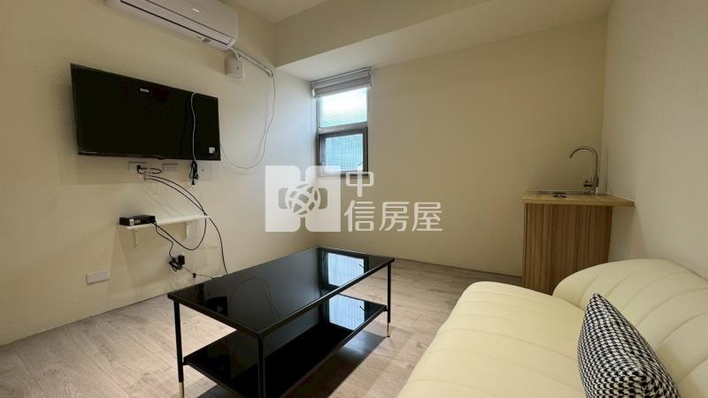 北區重新整理電梯7+8樓x9單位收租華廈房屋室內格局與周邊環境