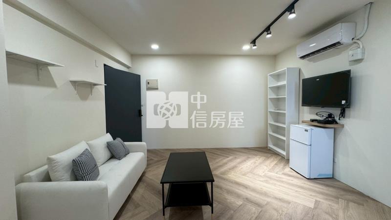 北區重新整理電梯7+8樓x9單位收租華廈房屋室內格局與周邊環境