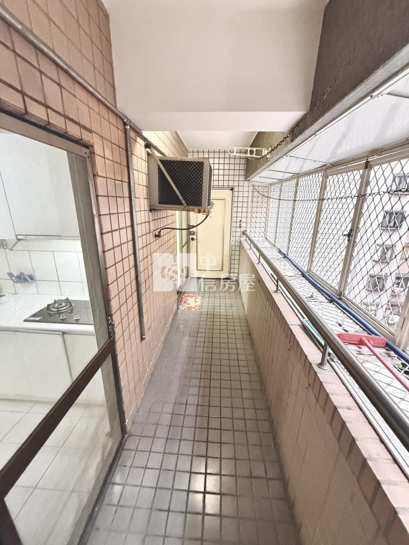 十甲商圈 ｜精美大肆房+車位房屋室內格局與周邊環境