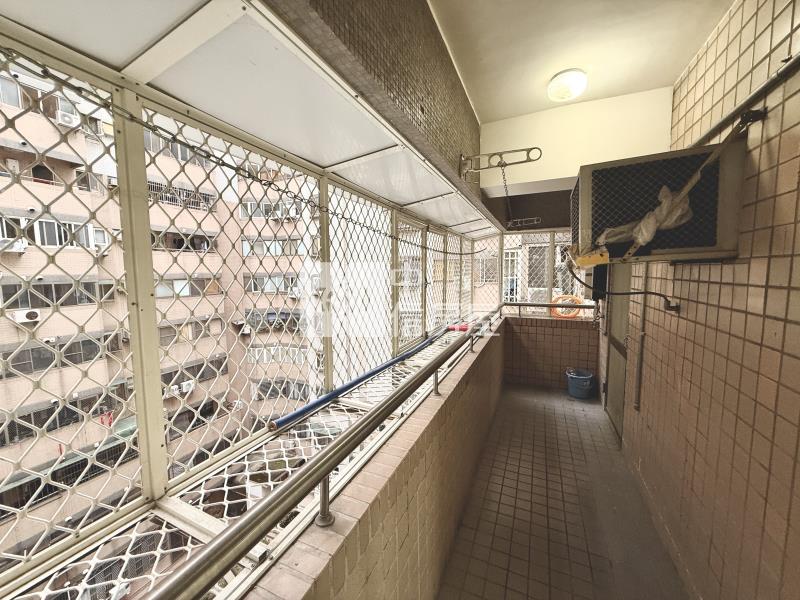 十甲商圈 ｜精美大肆房+車位房屋室內格局與周邊環境