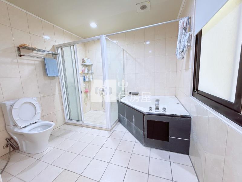 大慶商圈|花園景觀雙車美別墅房屋室內格局與周邊環境